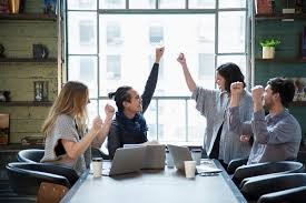 كيف تبقى متحمسًا أثناء بناء نشاط تجاري عبر الإنترنت